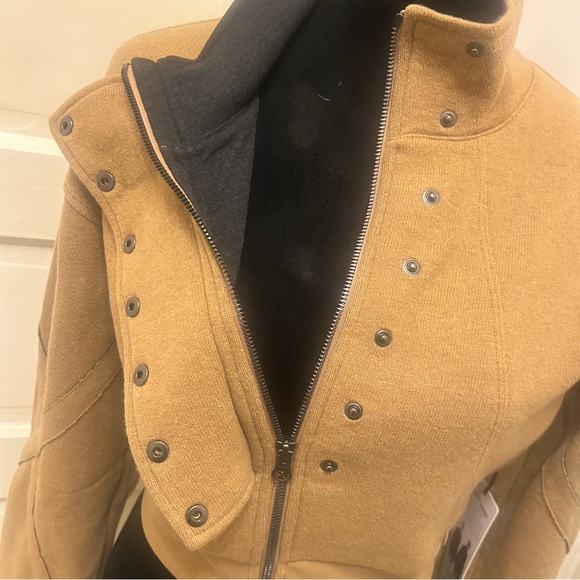 NEW ALO YOGA Cropped Wool Blend Strut Jacket Streetwear Athleisure Military Cosy - Picture 3 of 9